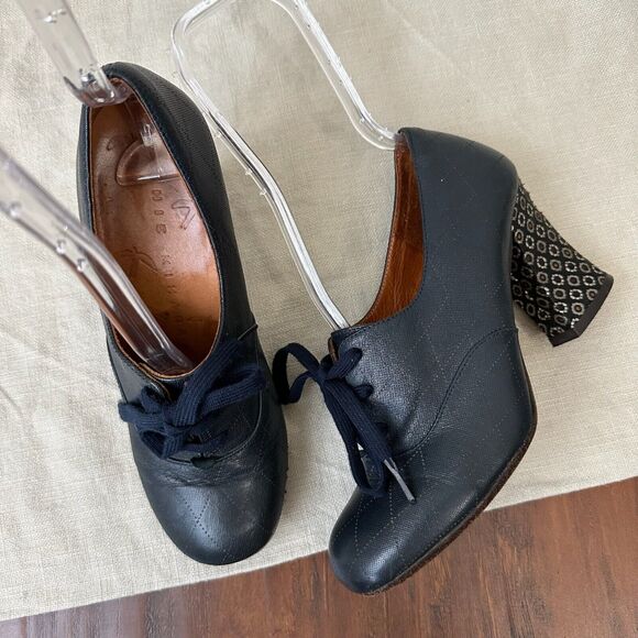 CHIE MIHARA Anthropologie Quilt Floral Lace-Up Oxford Heels in Black - Picture 1 of 13